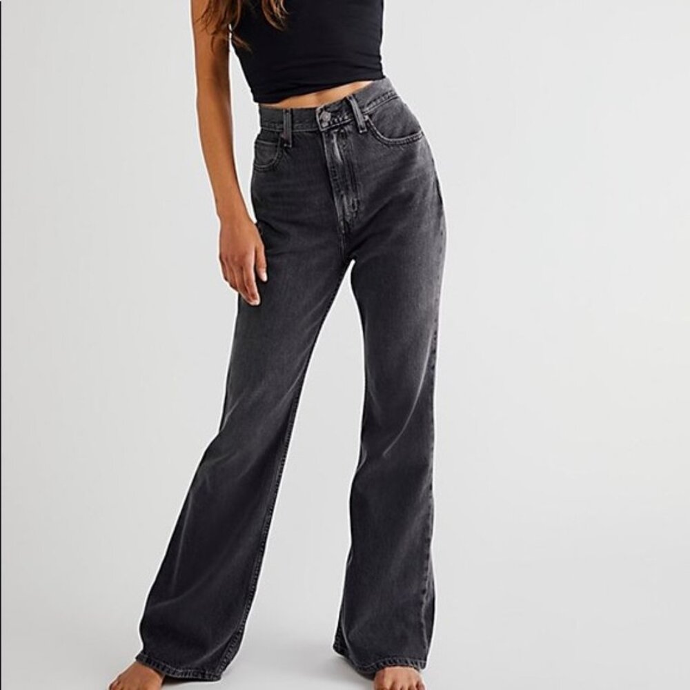 NWOT Simple Society High Waisted Wide Leg Denim Jeans